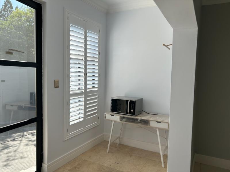 1 Bedroom Property for Sale in Bryanston Gauteng