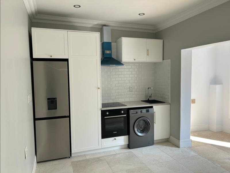 1 Bedroom Property for Sale in Bryanston Gauteng