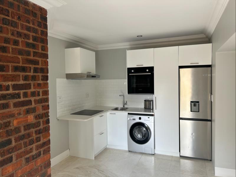 1 Bedroom Property for Sale in Bryanston Gauteng
