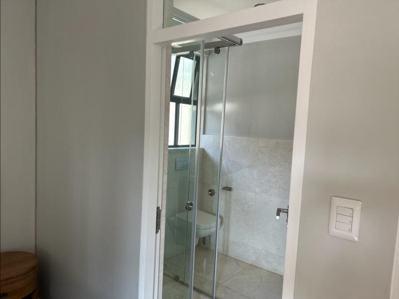 1 Bedroom Property for Sale in Bryanston Gauteng