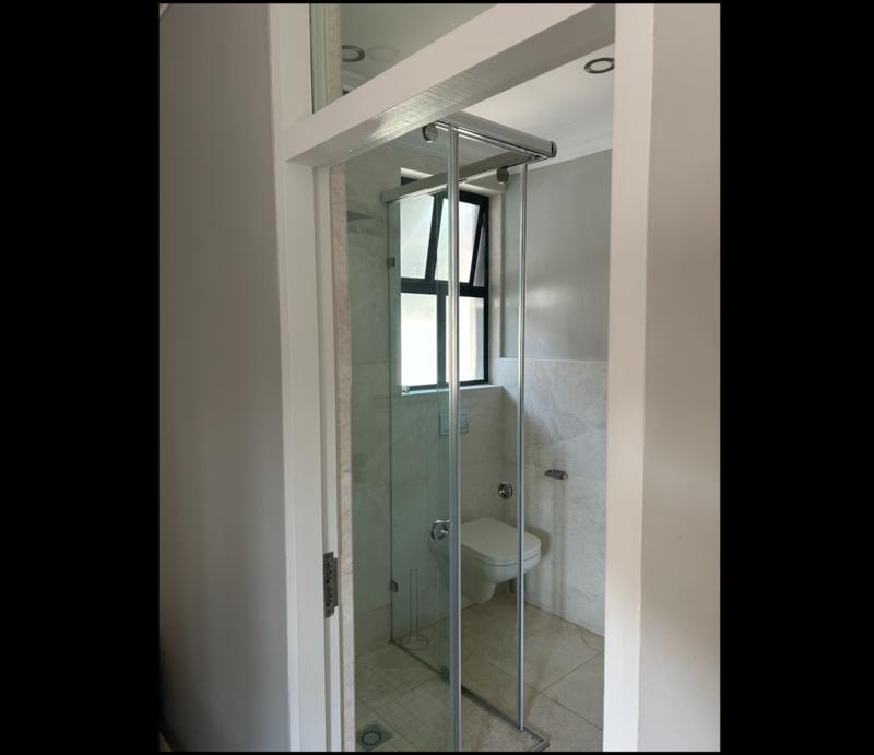 1 Bedroom Property for Sale in Bryanston Gauteng