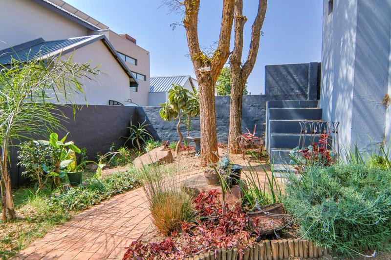 To Let 4 Bedroom Property for Rent in Copperleaf Estate Gauteng