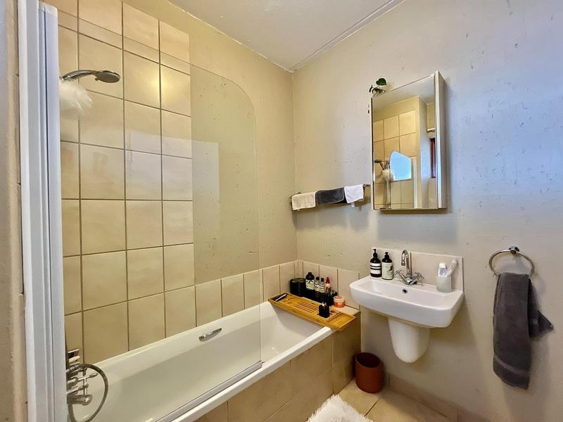 To Let 2 Bedroom Property for Rent in Ferndale Gauteng