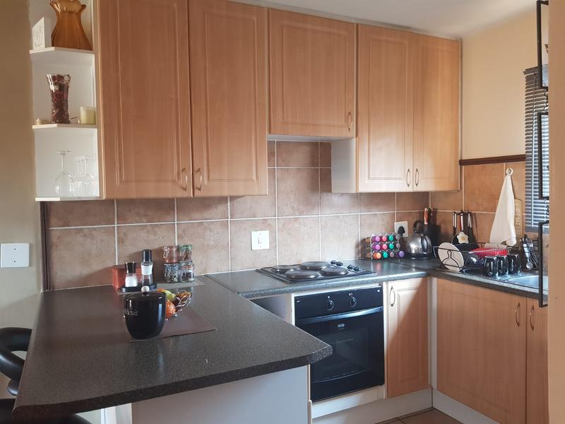 To Let 2 Bedroom Property for Rent in Equestria Gauteng