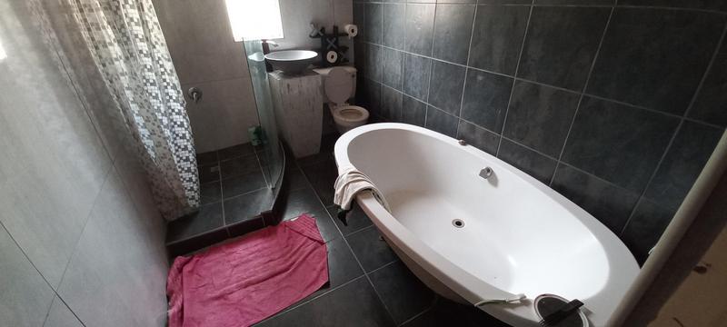 3 Bedroom Property for Sale in Vanderbijlpark CW Gauteng