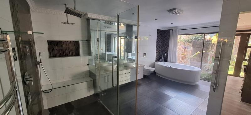 5 Bedroom Property for Sale in Vanderbijlpark SW 5 Gauteng
