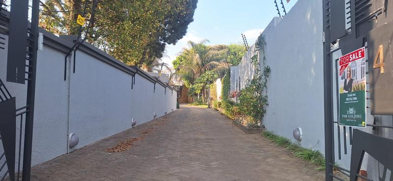 5 Bedroom Property for Sale in Vanderbijlpark SW 5 Gauteng