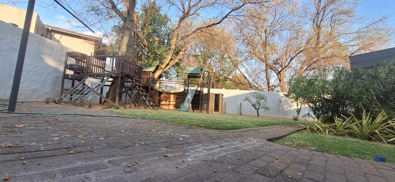 5 Bedroom Property for Sale in Vanderbijlpark SW 5 Gauteng