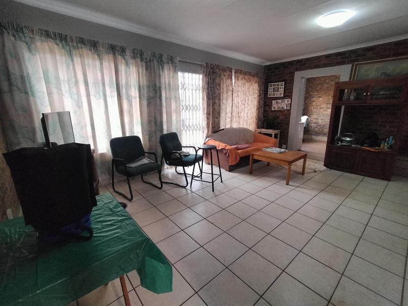 3 Bedroom Property for Sale in Rooihuiskraal Gauteng