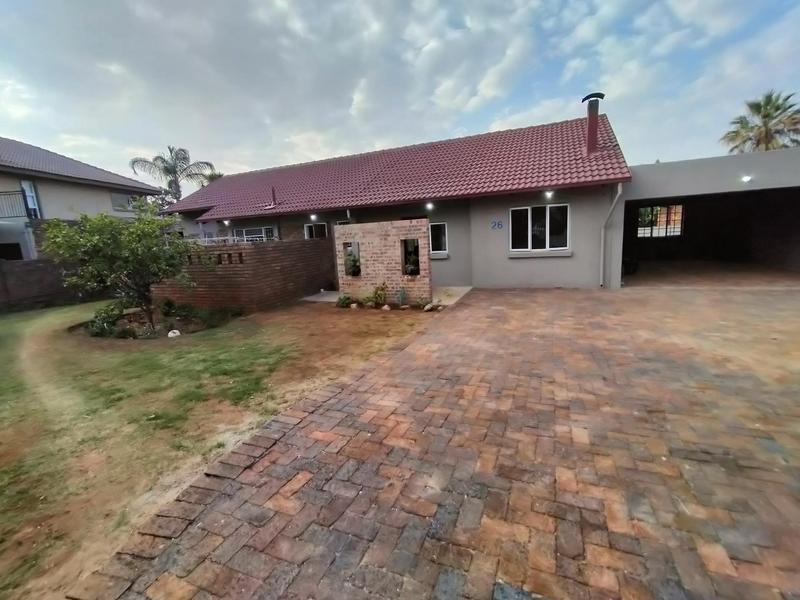 3 Bedroom Property for Sale in Rooihuiskraal Gauteng