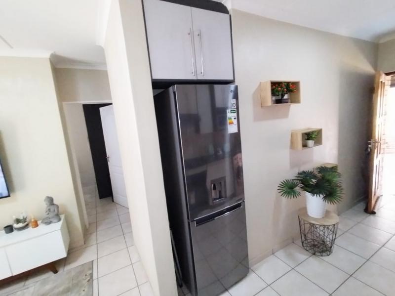 To Let 2 Bedroom Property for Rent in Rynfield A H Gauteng