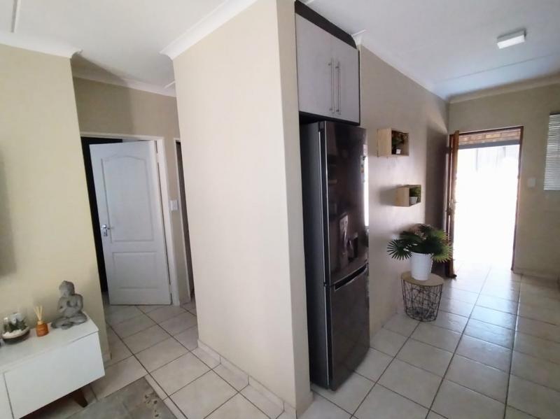 To Let 2 Bedroom Property for Rent in Rynfield A H Gauteng