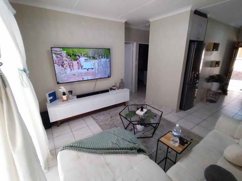 To Let 2 Bedroom Property for Rent in Rynfield A H Gauteng