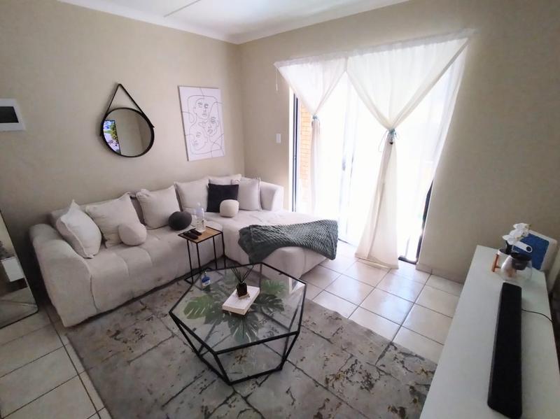 To Let 2 Bedroom Property for Rent in Rynfield A H Gauteng