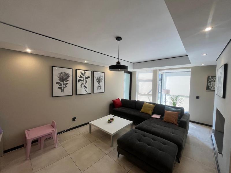 To Let 4 Bedroom Property for Rent in Waterkloof Ridge Gauteng