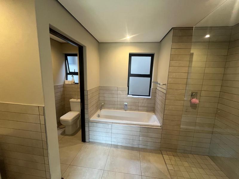 To Let 4 Bedroom Property for Rent in Waterkloof Ridge Gauteng