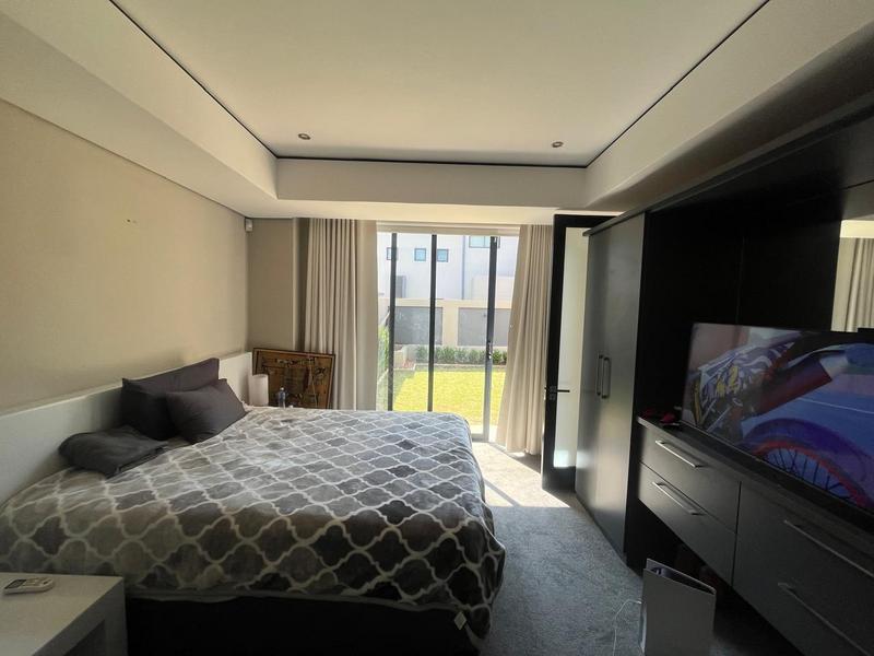 To Let 4 Bedroom Property for Rent in Waterkloof Ridge Gauteng