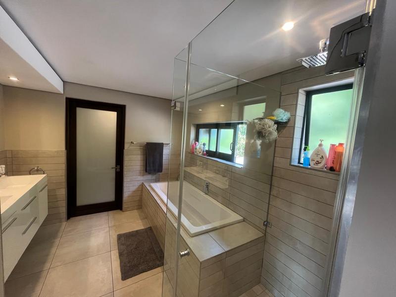 To Let 4 Bedroom Property for Rent in Waterkloof Ridge Gauteng
