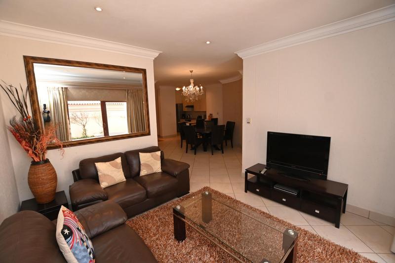 To Let 2 Bedroom Property for Rent in Morningside Gauteng