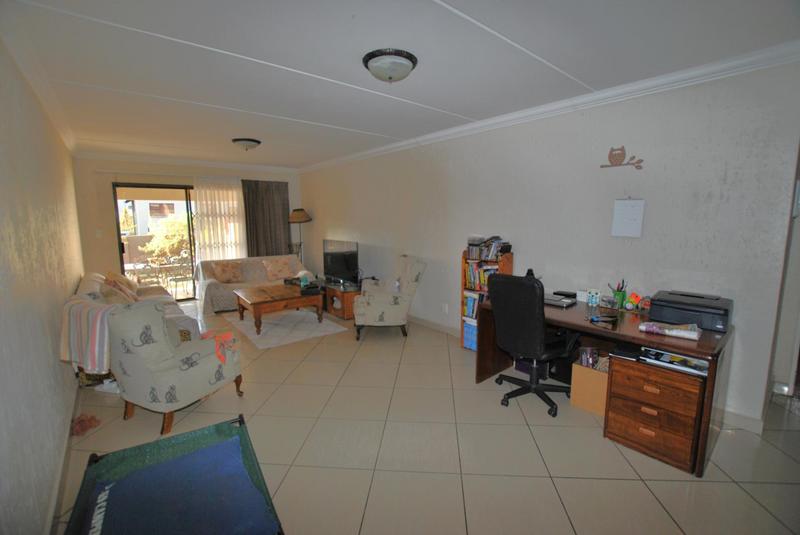 To Let 2 Bedroom Property for Rent in Paulshof Gauteng