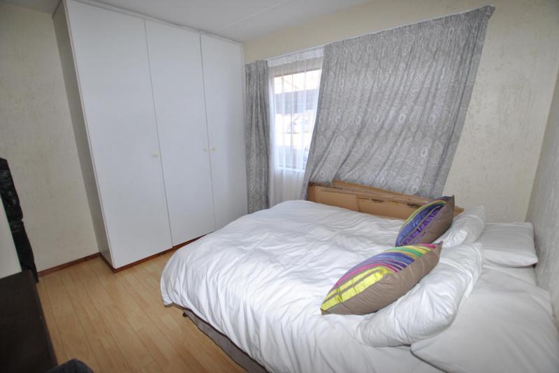 To Let 2 Bedroom Property for Rent in Paulshof Gauteng
