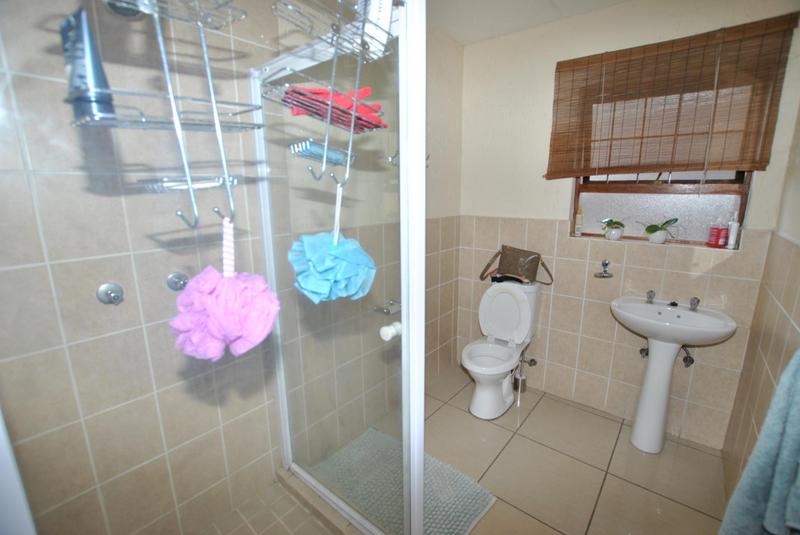 To Let 2 Bedroom Property for Rent in Paulshof Gauteng
