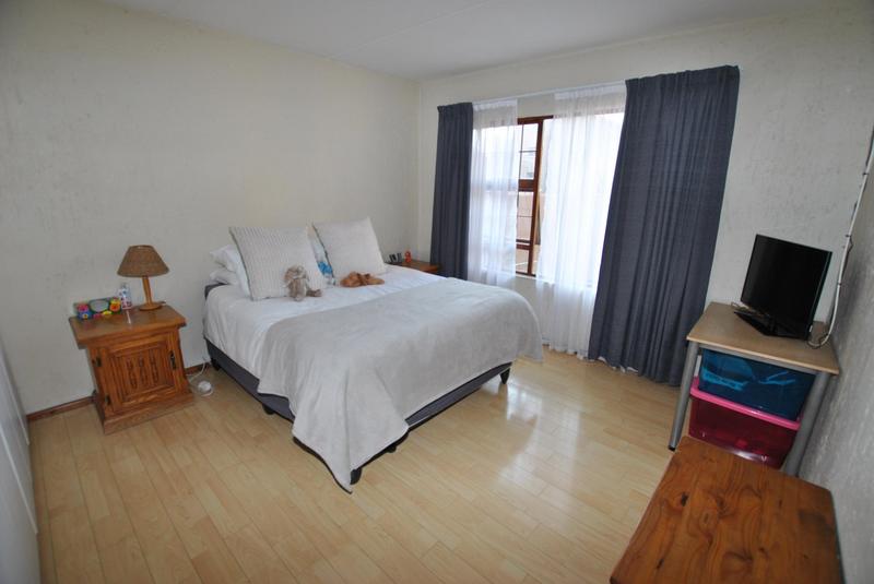 To Let 2 Bedroom Property for Rent in Paulshof Gauteng