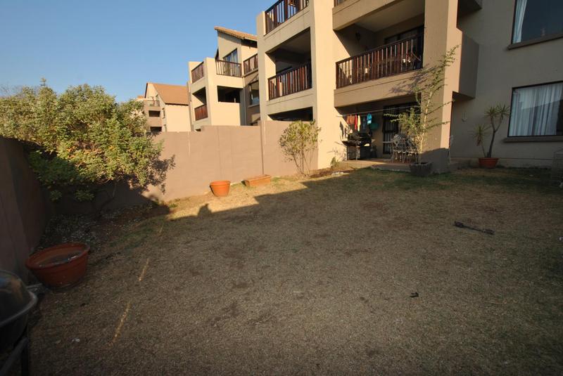 To Let 2 Bedroom Property for Rent in Paulshof Gauteng