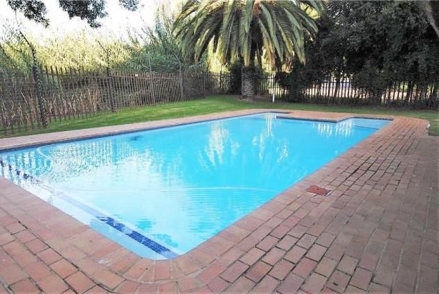 To Let 2 Bedroom Property for Rent in Paulshof Gauteng