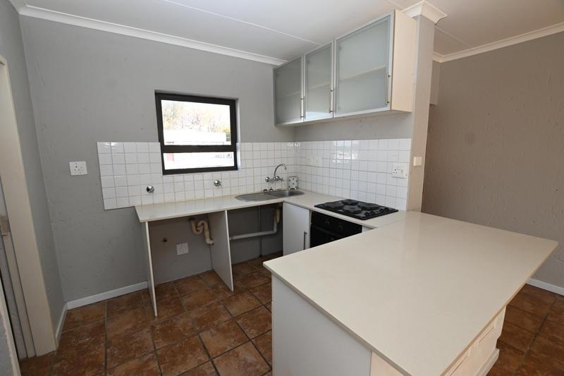 1 Bedroom Property for Sale in Paulshof Gauteng
