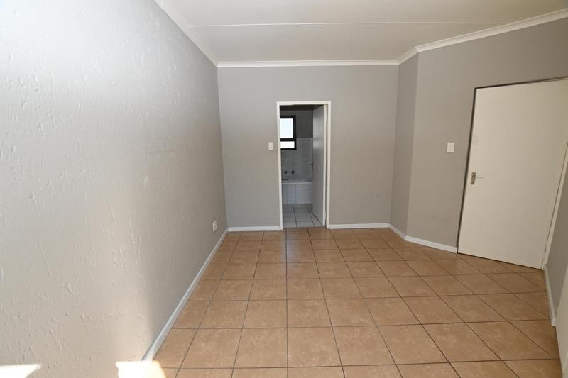 1 Bedroom Property for Sale in Paulshof Gauteng