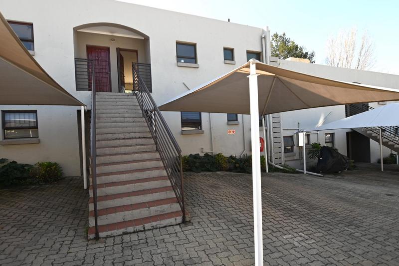 1 Bedroom Property for Sale in Paulshof Gauteng