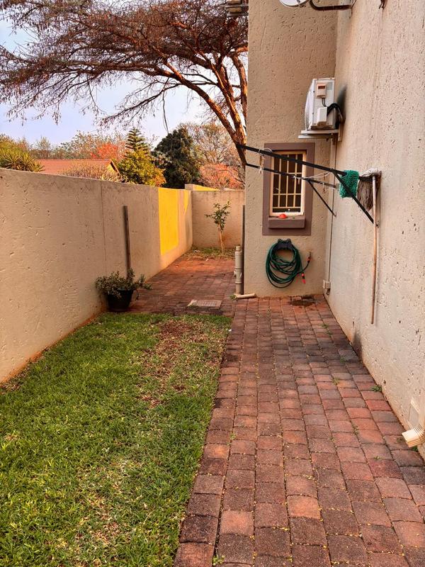 2 Bedroom Property for Sale in Annlin Gauteng