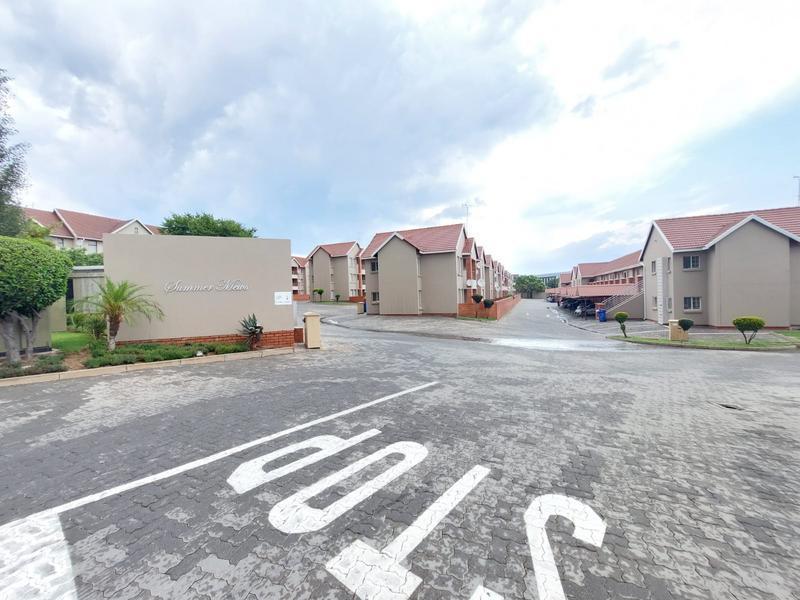 To Let 2 Bedroom Property for Rent in Summerfields Estate Gauteng