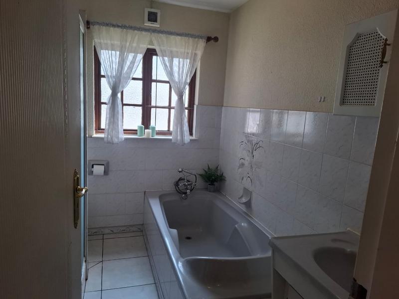 3 Bedroom Property for Sale in Terenure Gauteng