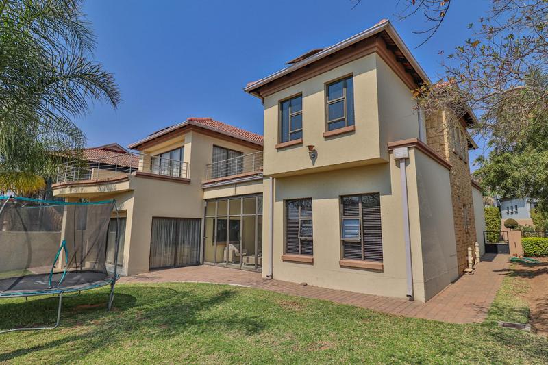 4 Bedroom Property for Sale in Blue Valley Golf Estate Gauteng