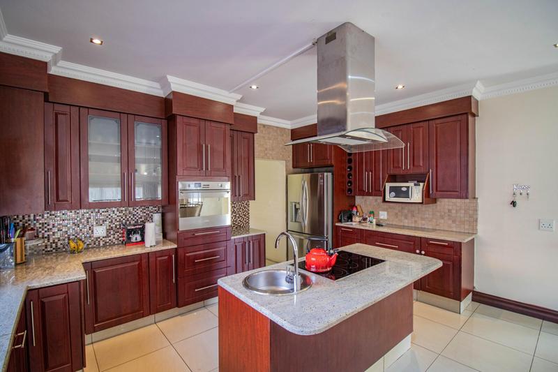 4 Bedroom Property for Sale in Blue Valley Golf Estate Gauteng