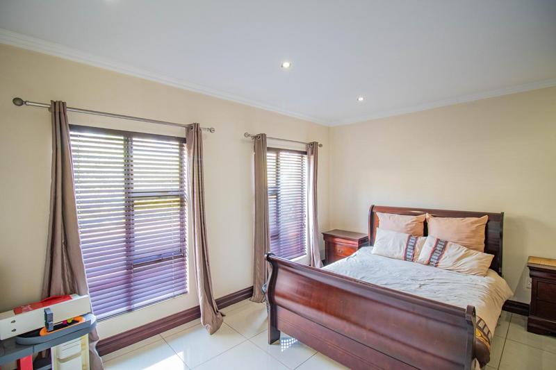 4 Bedroom Property for Sale in Blue Valley Golf Estate Gauteng