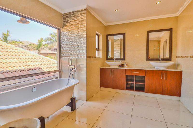 4 Bedroom Property for Sale in Blue Valley Golf Estate Gauteng