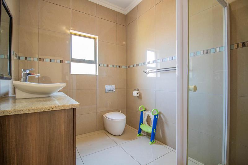 4 Bedroom Property for Sale in Blue Valley Golf Estate Gauteng