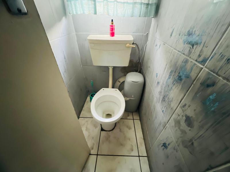 11 Bedroom Property for Sale in Birch Acres Gauteng