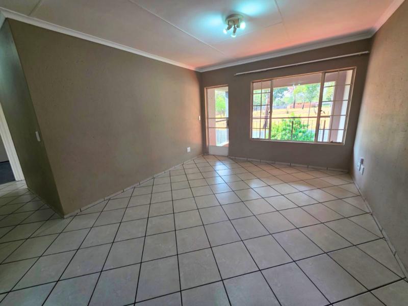 2 Bedroom Property for Sale in Fairlead Gauteng