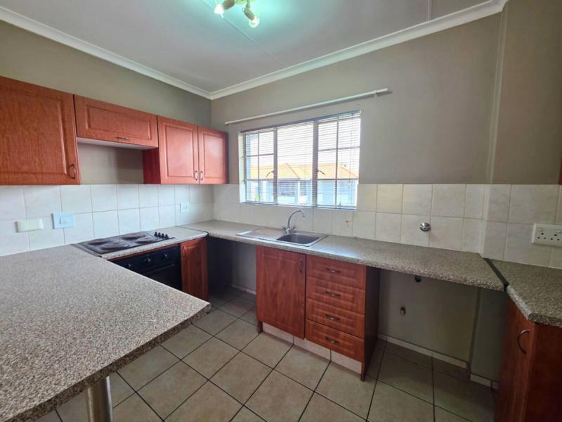 2 Bedroom Property for Sale in Fairlead Gauteng