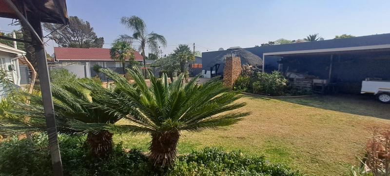 4 Bedroom Property for Sale in Sunair Park Gauteng