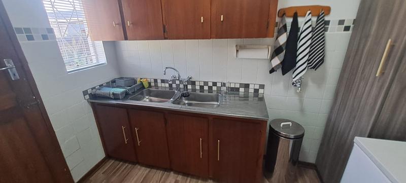 4 Bedroom Property for Sale in Sunair Park Gauteng