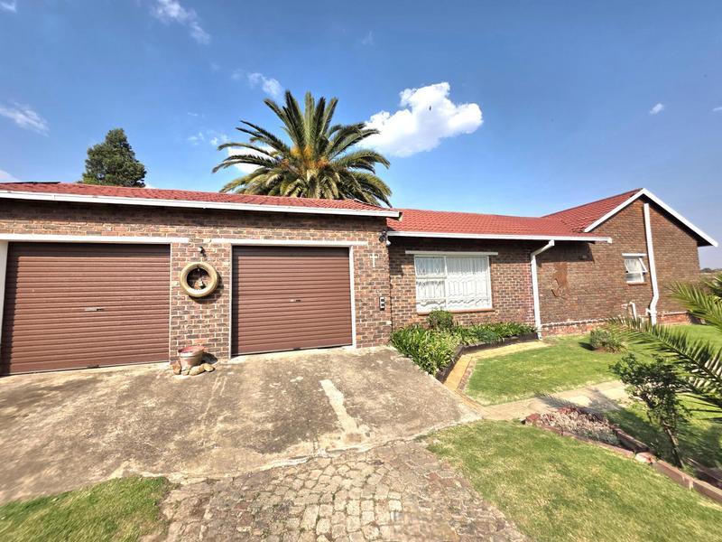 3 Bedroom Property for Sale in Elspark Gauteng