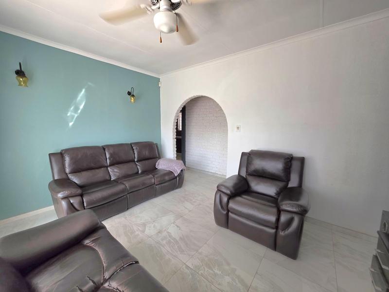 3 Bedroom Property for Sale in Elspark Gauteng