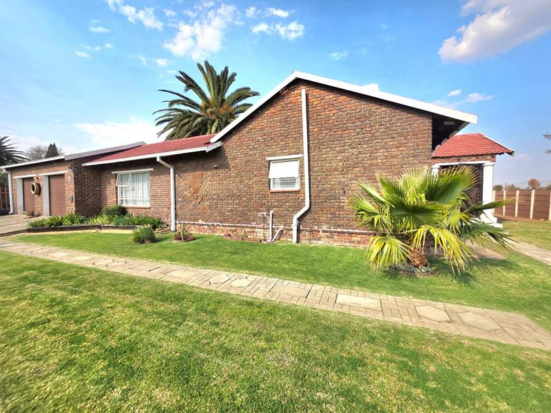 3 Bedroom Property for Sale in Elspark Gauteng