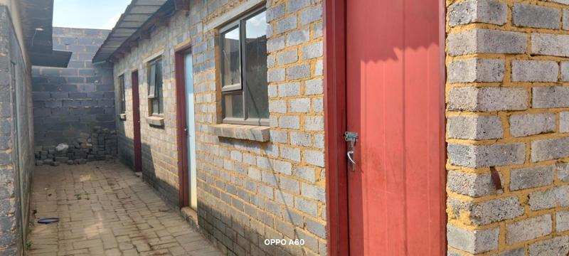 1 Bedroom Property for Sale in Geluksdal Gauteng