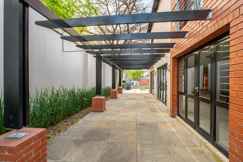 1 Bedroom Property for Sale in Bryanston Gauteng